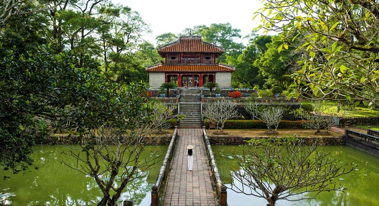 Day trips from Hue - Minh Mang Emperor's Tomb