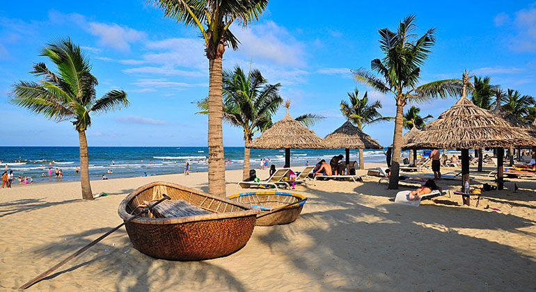 Is Danang worth visiting? - My Khe Beach