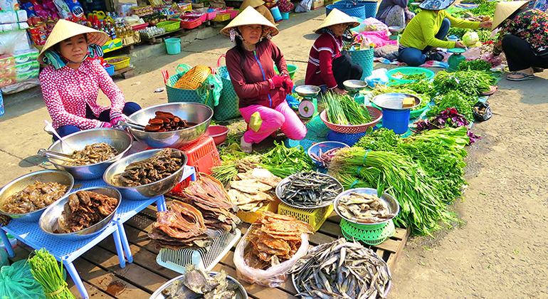 Is Hue worth visiting - Where is Hue - Dong Ba Market