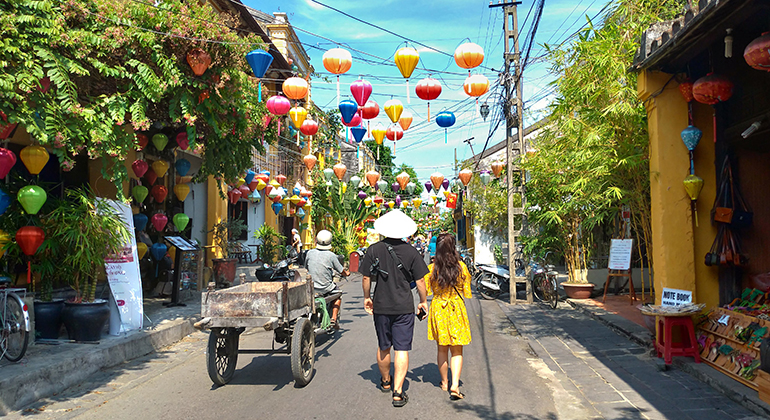 Da Nang to My Son sanctuary to Hoi An by car 9
