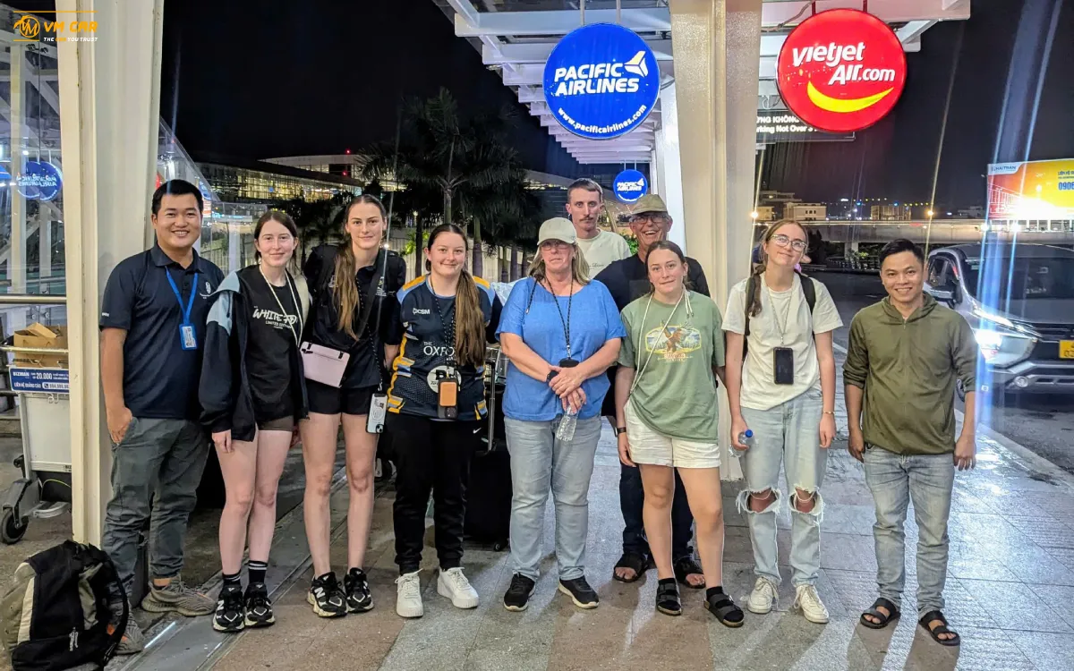 Da Nang Airport To Hoi An By Private Car 2 Driver pickup at Da Nang Airport
