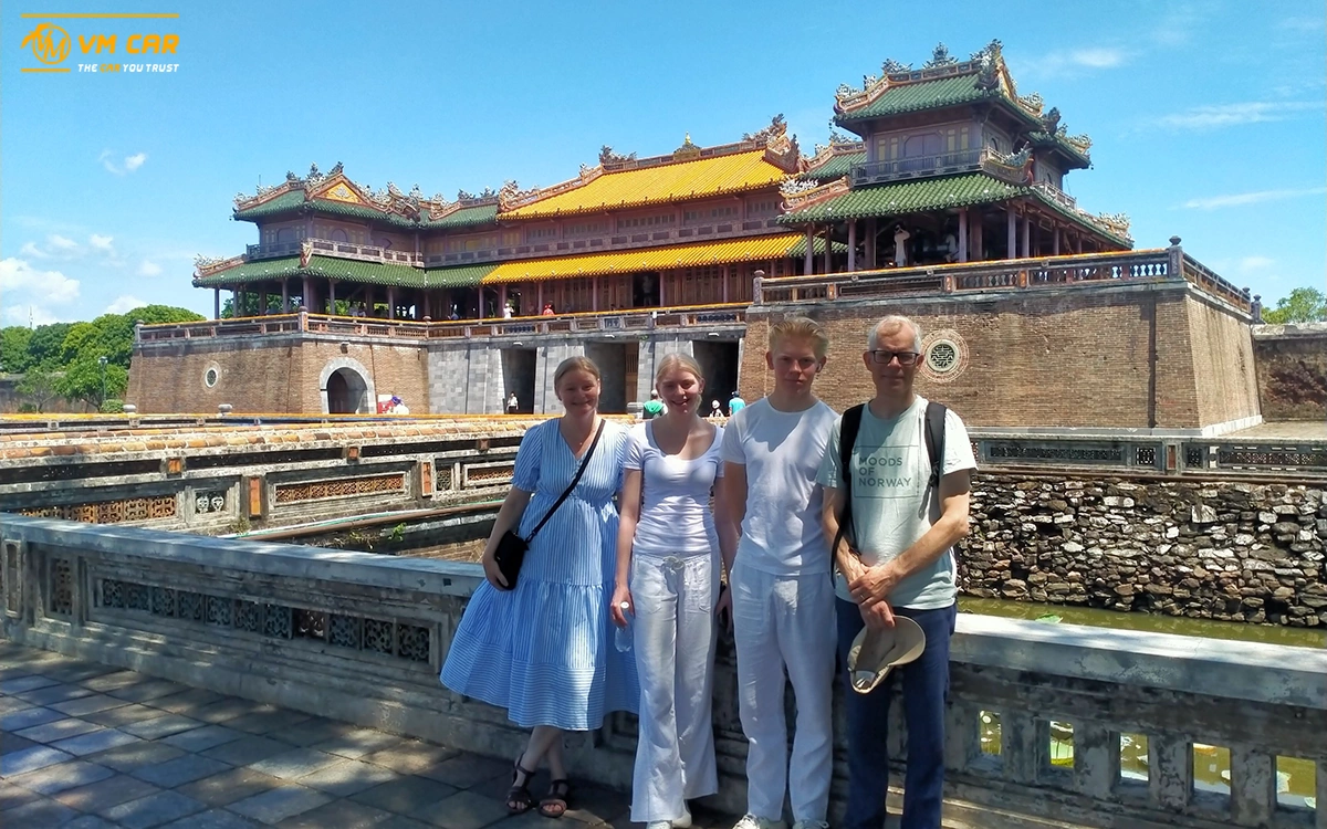 Da Nang to Phong Nha by private car via Hue citadel