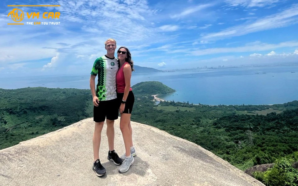 Da Nang to Phong Nha by car via Hai Van Pass