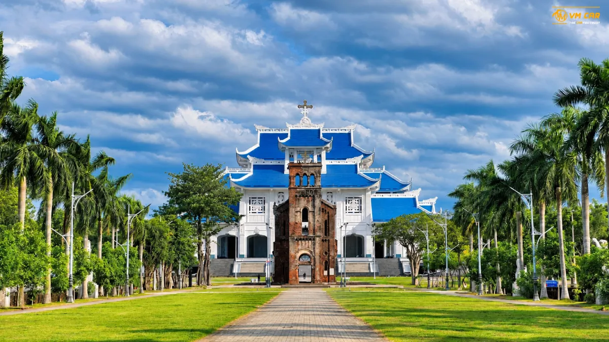 Hue To Vinh Moc Tunnels By Private Car 1 A panoramic view of La Vang Holy Land