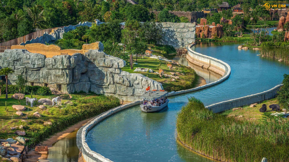 Da Nang To VinWonders Hoi An By Private Car 1 Explore VinWonders Hoi An Zoo by boat