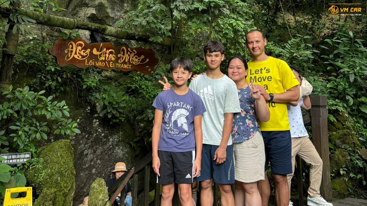 Dong Hoi to Paradise Cave by private car