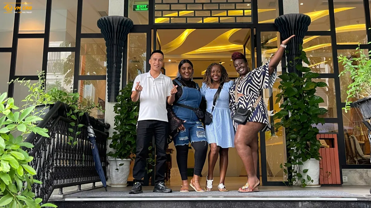 Hue To Da Nang Airport By Private Car 1 Hotel Pickup by the Driver