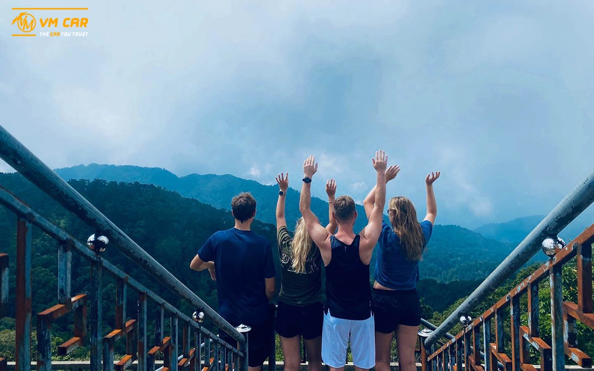 Hai Vong Dai at Bach Ma National Park