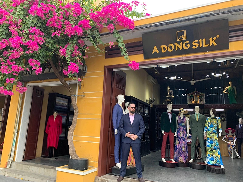 A Dong Silk in Hoi An