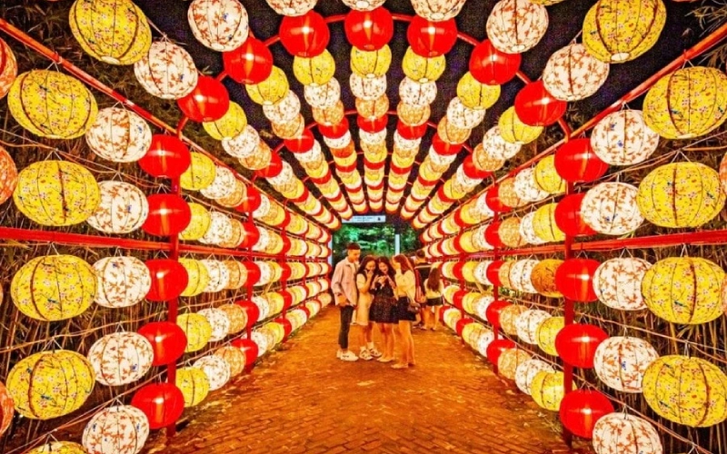 Hoi An lantern festival
