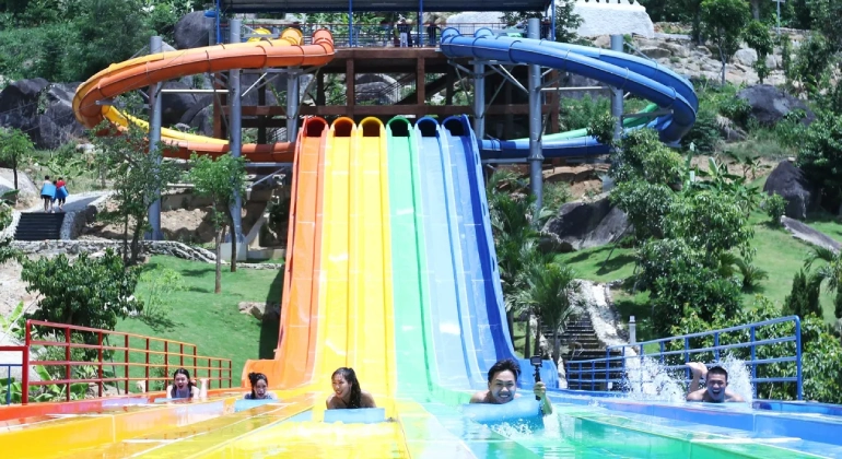 sliding game at Than Tai Hot Springs Park