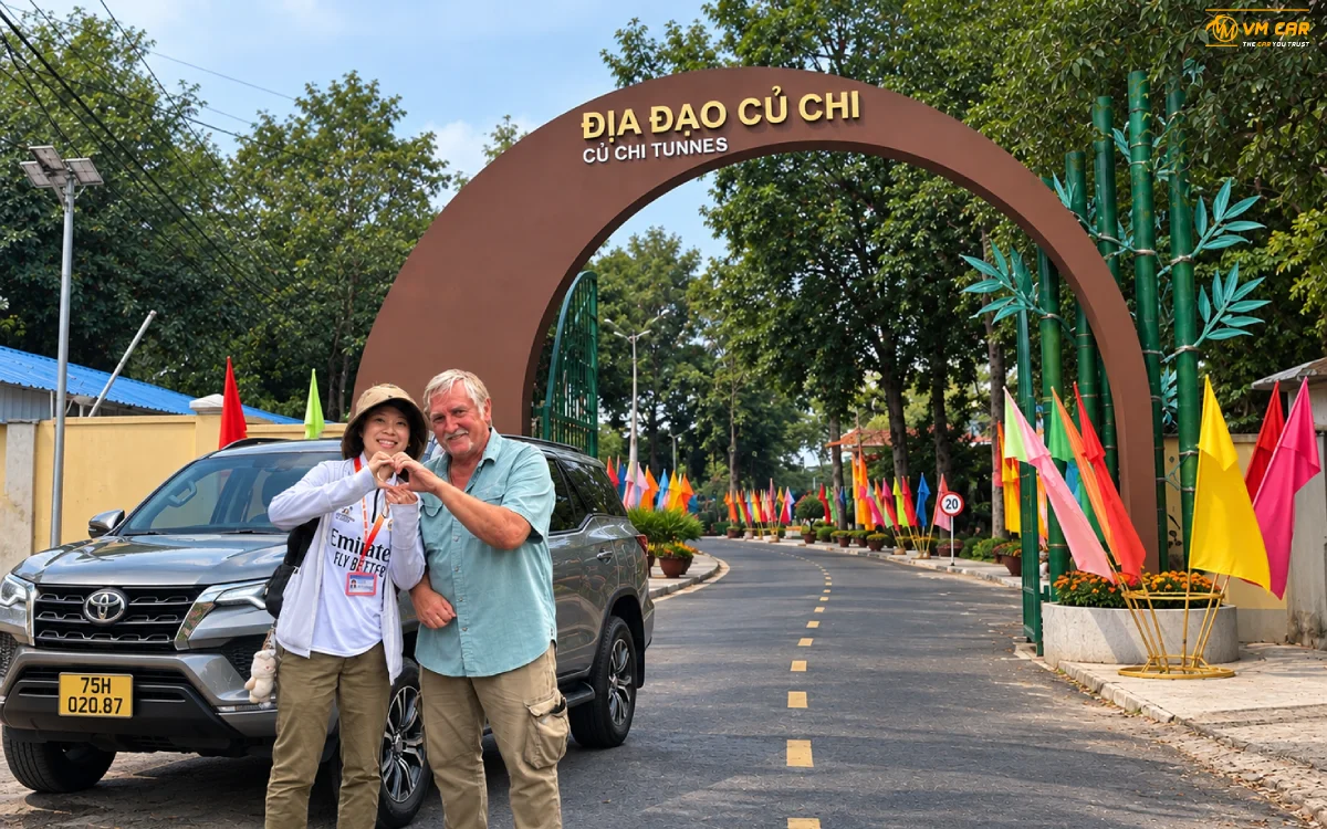 Ho Chi Minh to Cu Chi Tunnel by private car