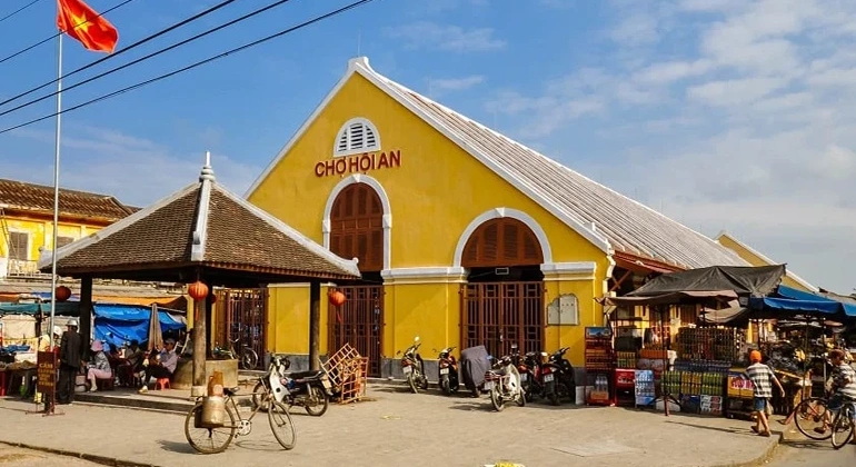 Market Hoi An city tour