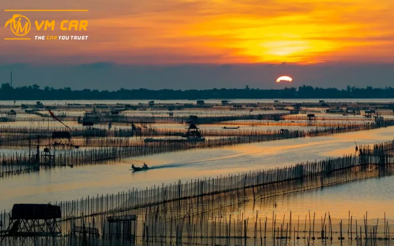 Chuon lagoon landscape