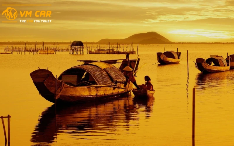 local life at Cau Hai Lagoon