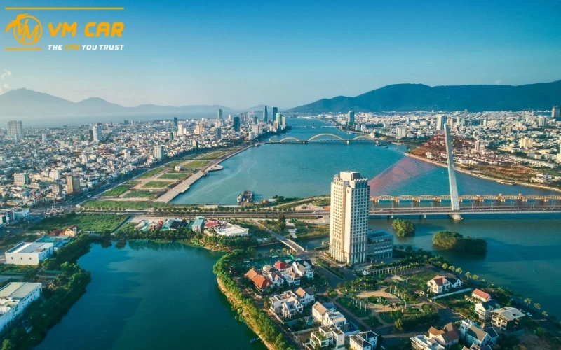 best time to visit Da Nang city