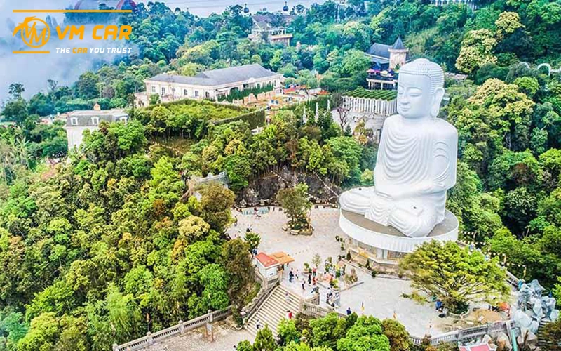 Linh Ung Pagoda Ba Na hills