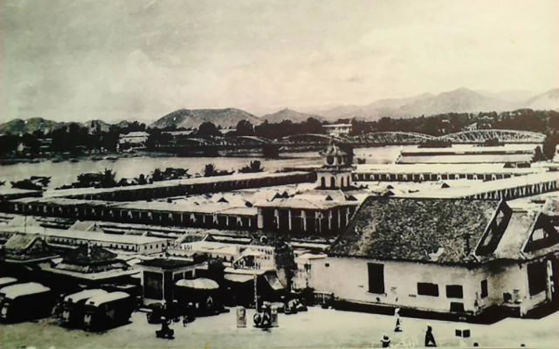 Dong Ba market 1968