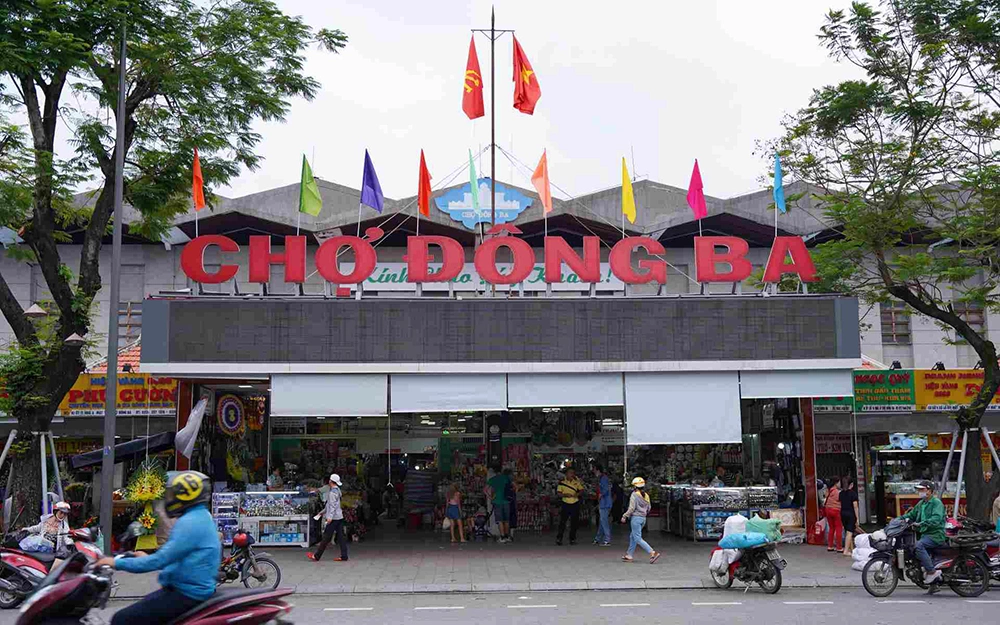 Dong Ba market in Hue
