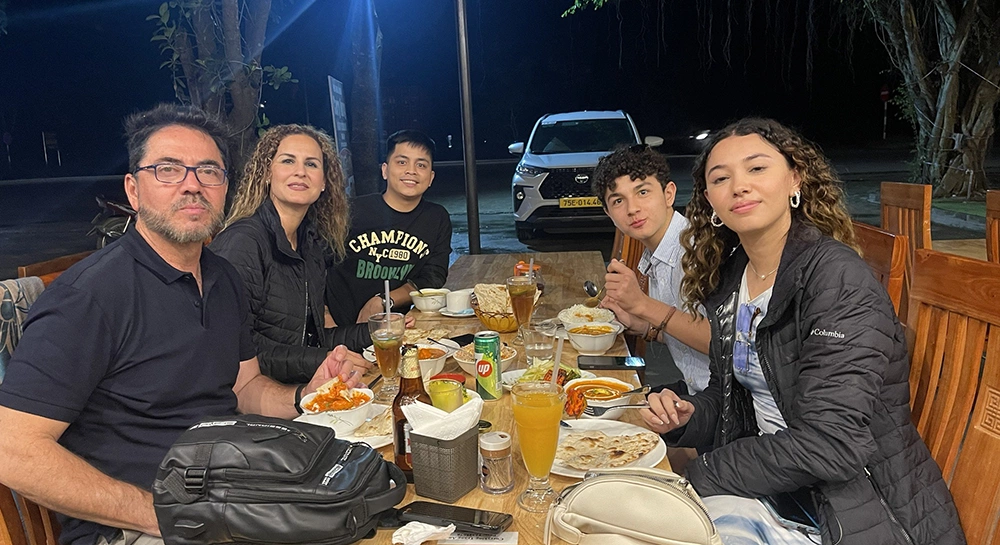 Have lunch on the way