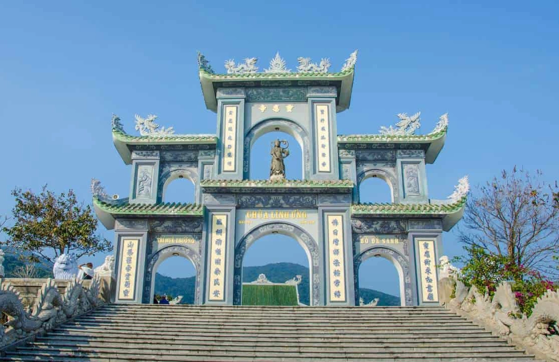 Tam Quan Gate at Linh Ung Pagoda