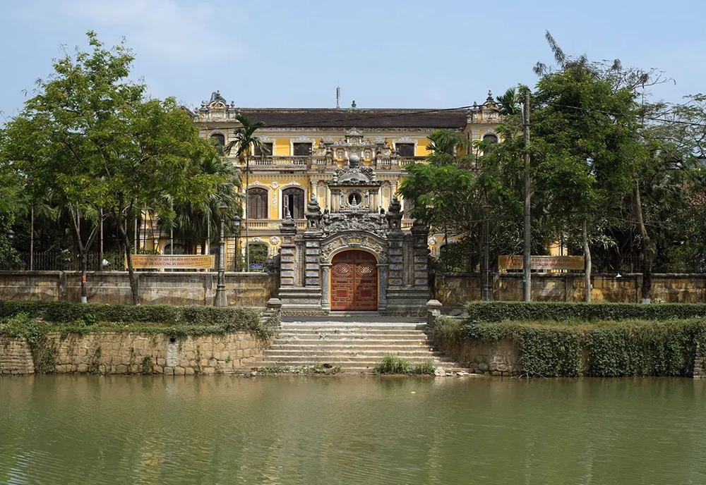 An Dinh Palace today