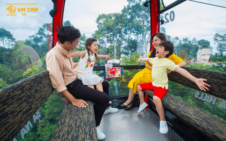 Exciting experience on Ba Na Hills cable car line