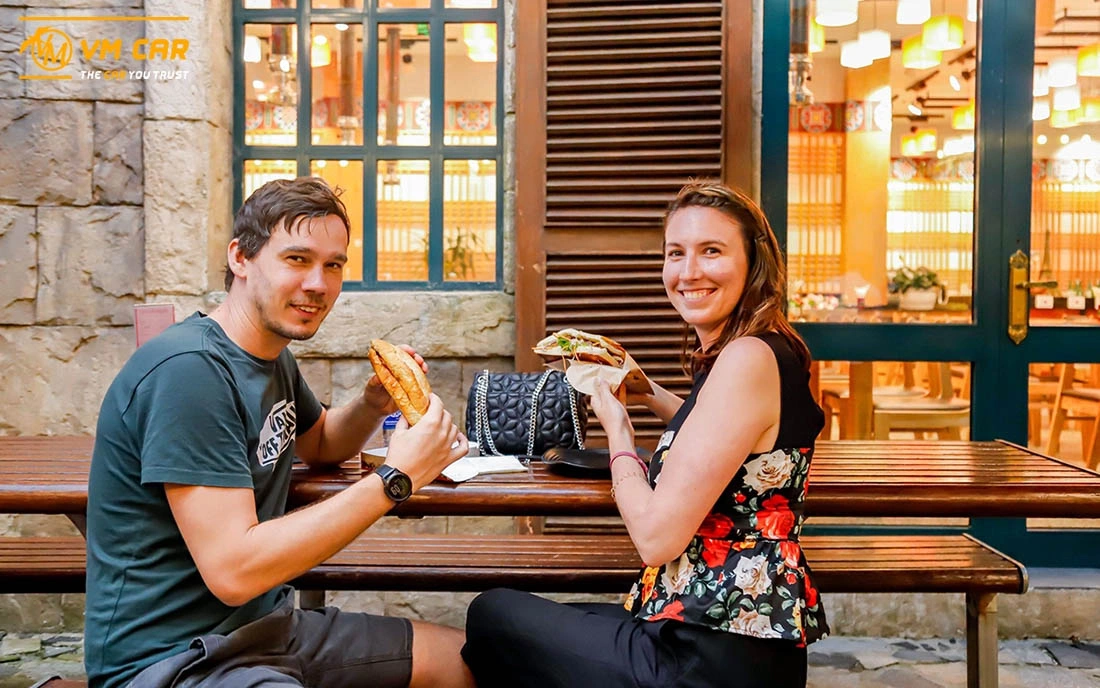 Try French bakery at Ba Na Hills