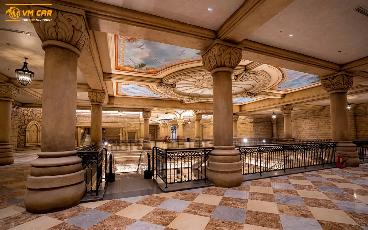 Lunar Castle: Elite Owl