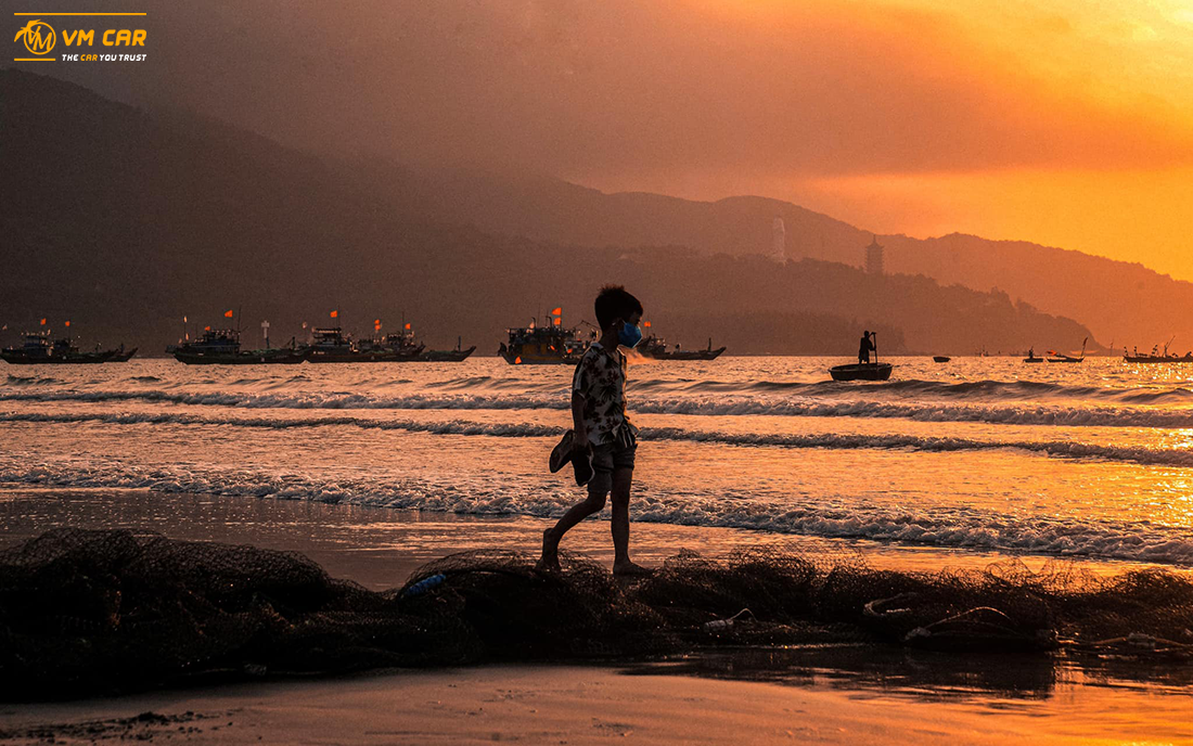 Walking on My Khe beach
