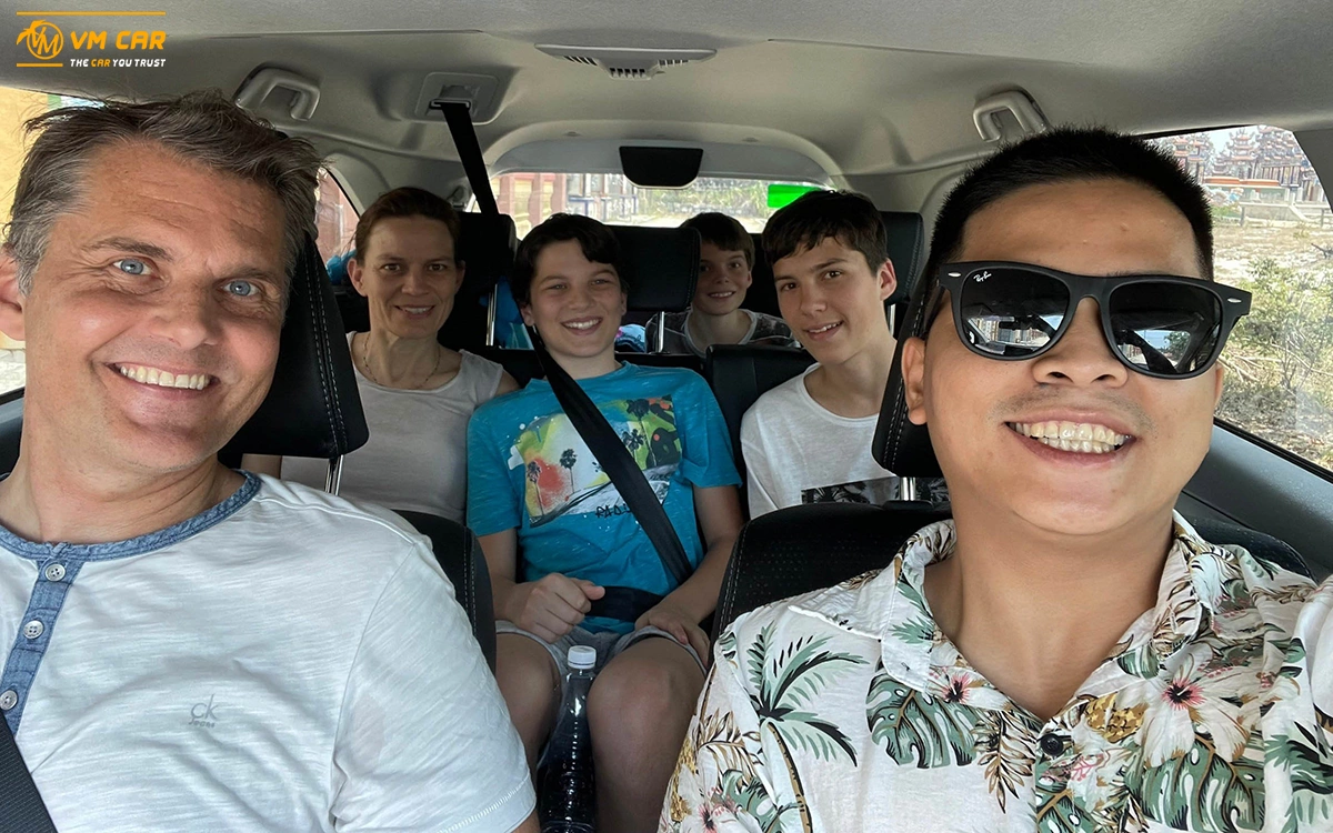 car rental Da Nang Airport to Laguna Lang Co