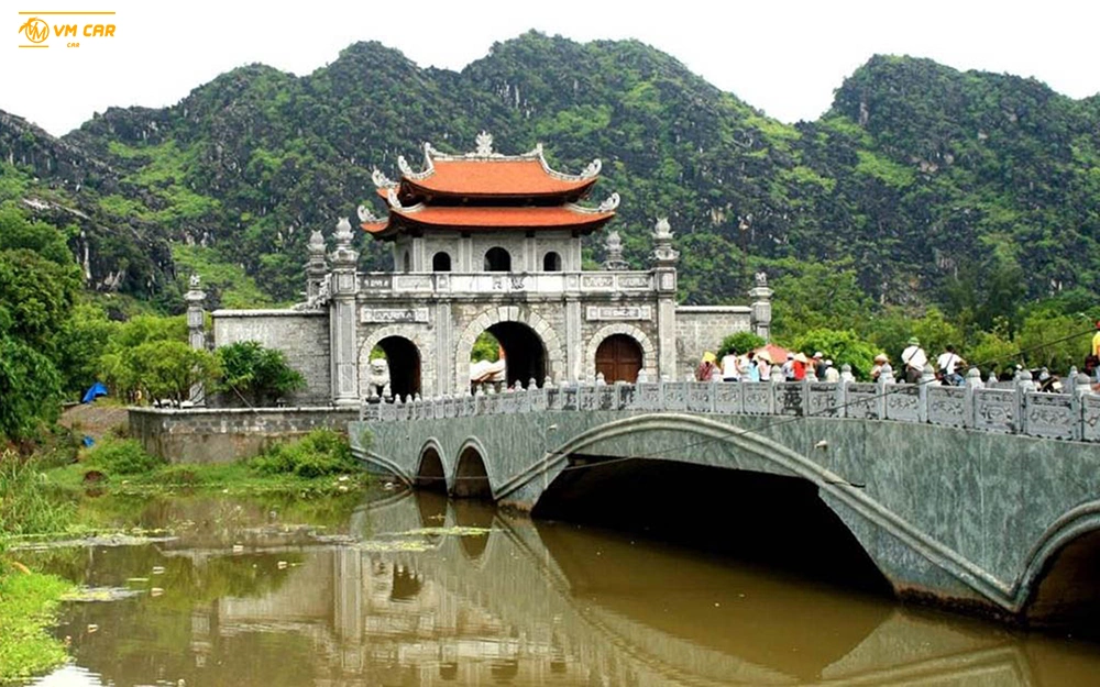 Main gate to Hoa Lu ancient capital