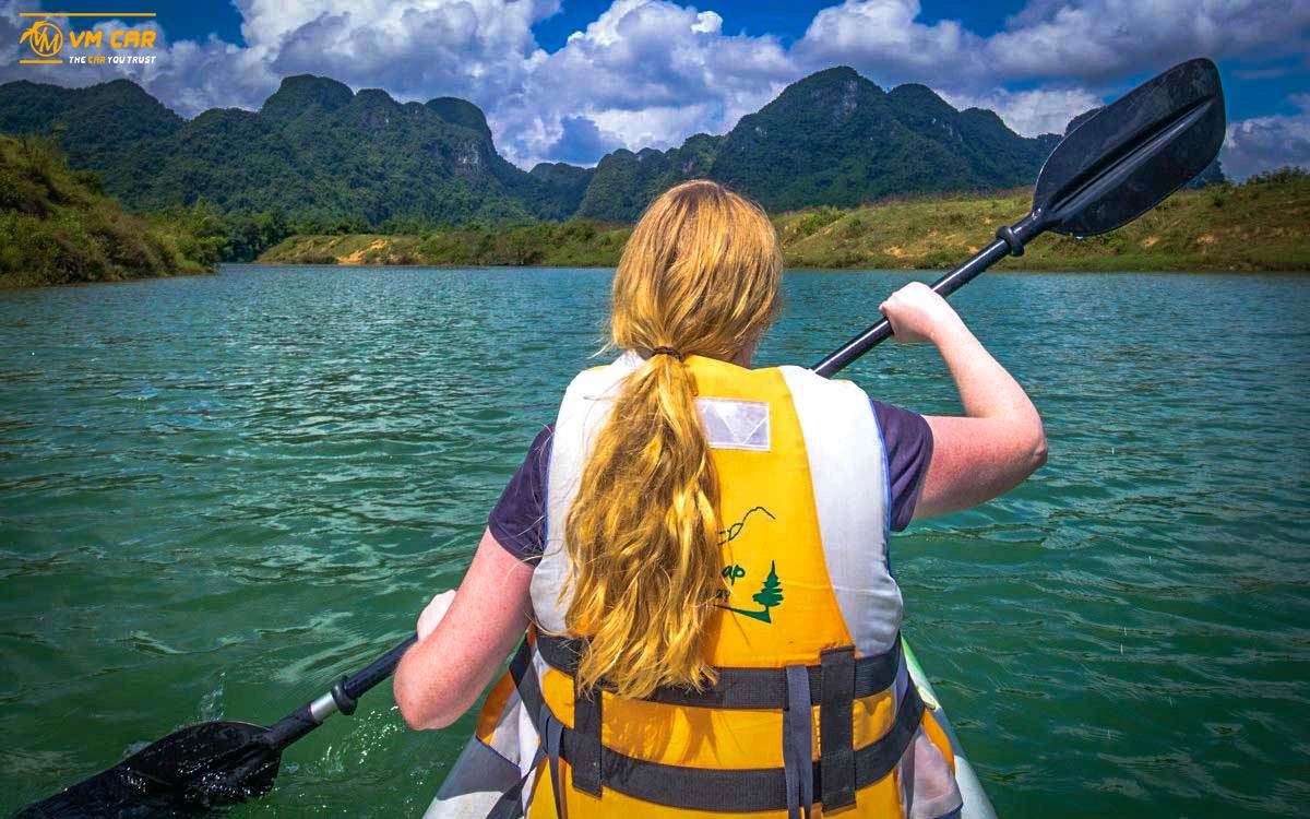 Phong Nha Kayaking