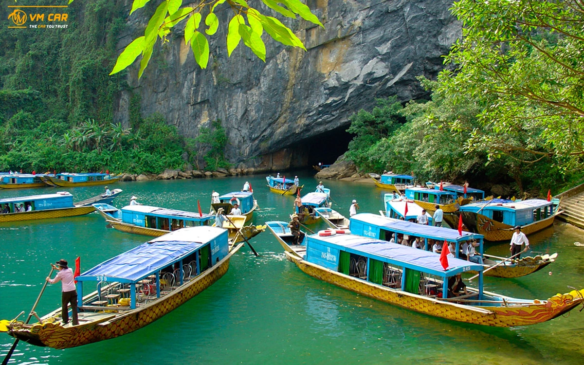 Phong Nha Cave boat trip