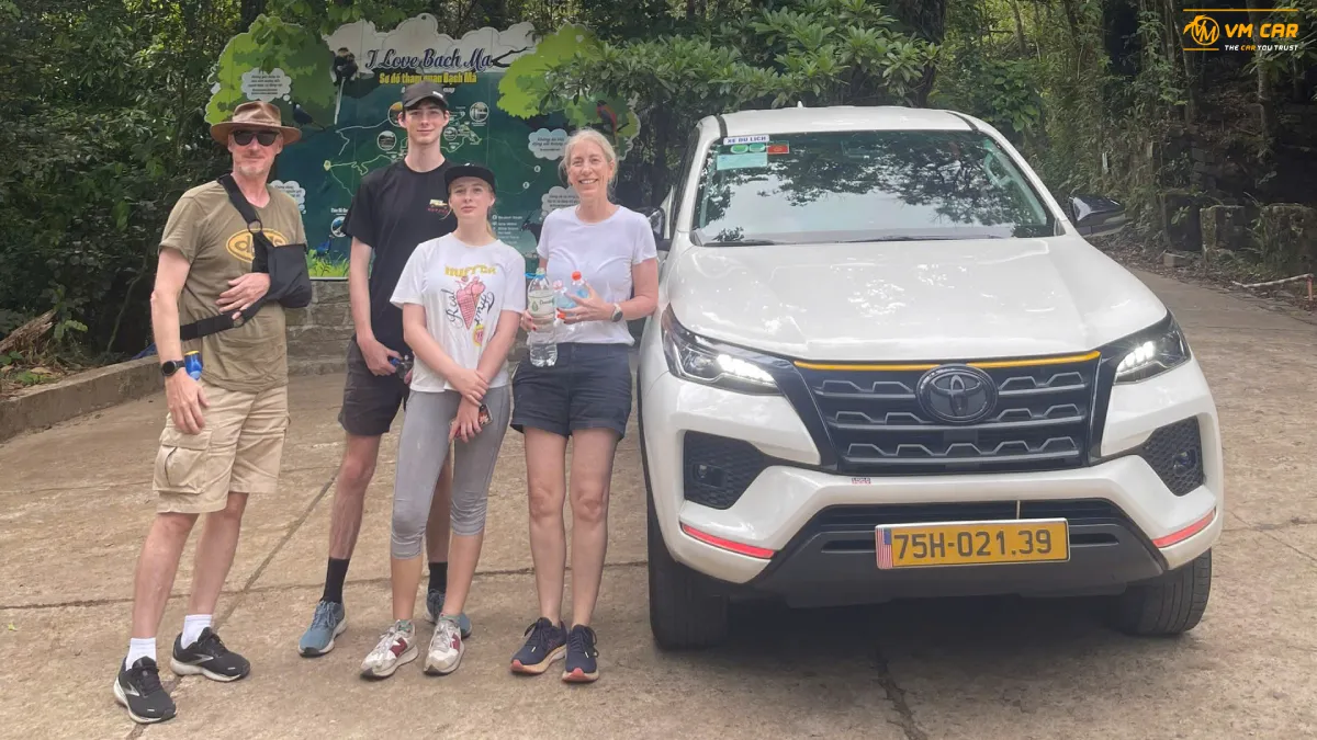 Private car transfer to Bach Ma