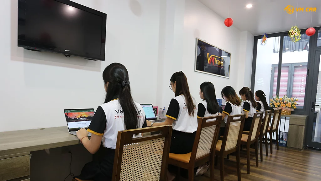 VM Car’s dedicated online support team