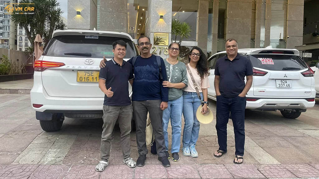 Hotel transfer service with a professional driver