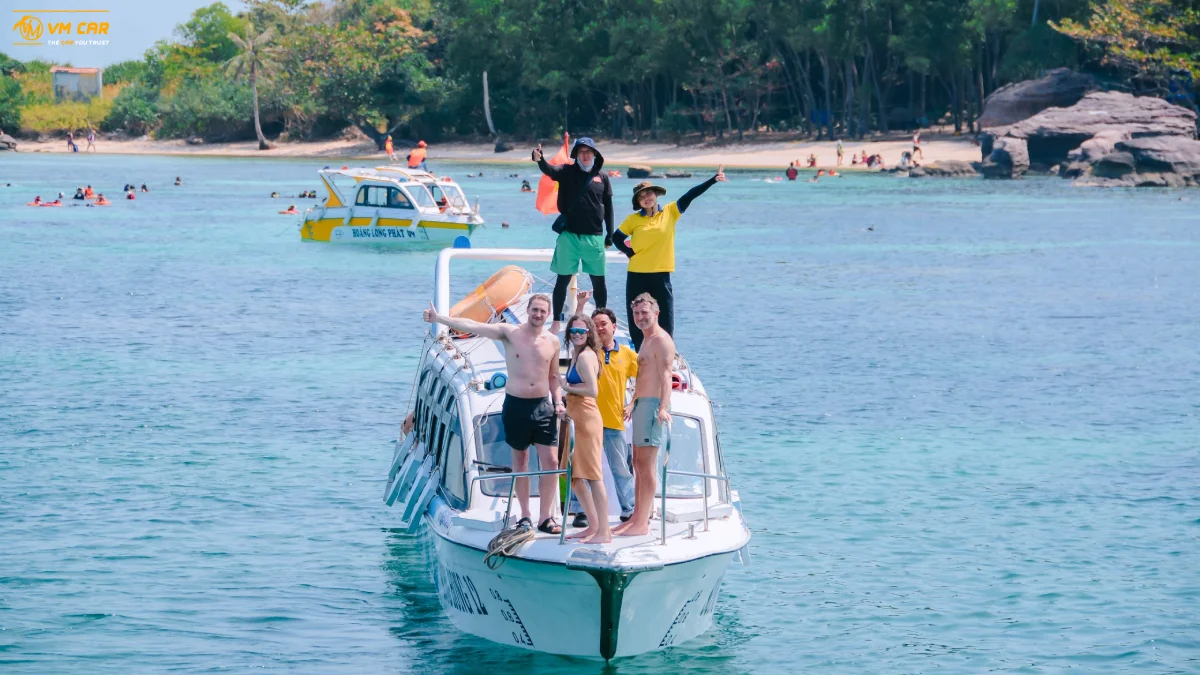Phu Quoc 3-island tour by speedboat