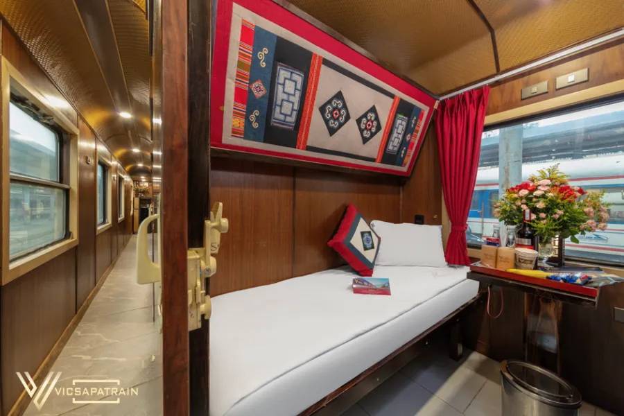 vicsapa-2-berth-cabin-5