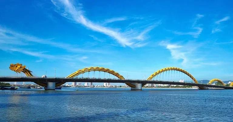 Chan May Port to Da Nang by car