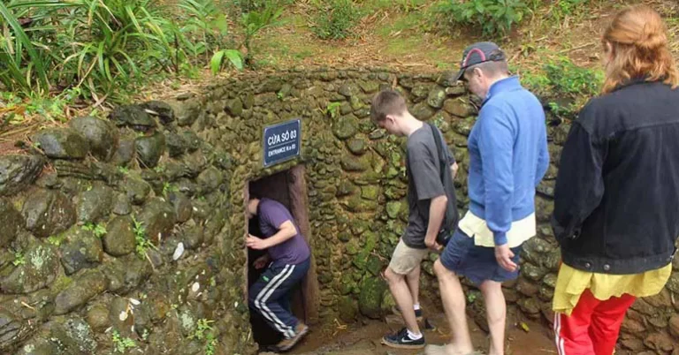 Hoi An to Vinh Moc tunnels by car