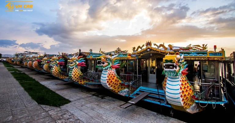 Hue boat tour on Perfume River