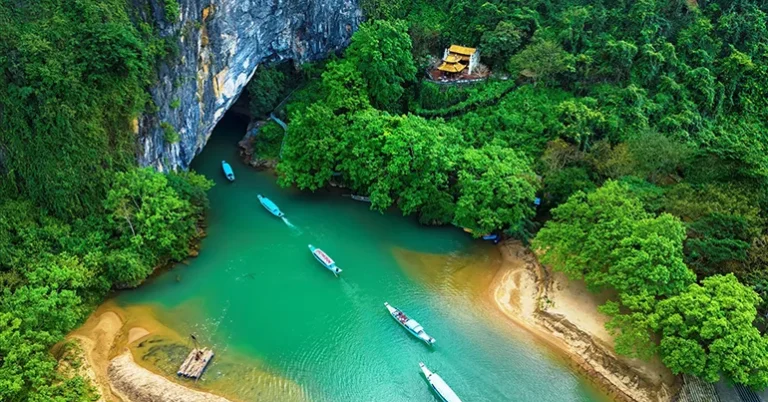 phong nha cave tour from hue 2
