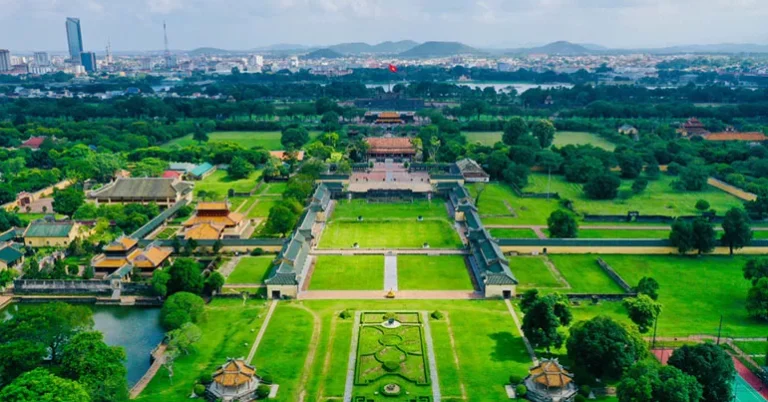 phong nha to hue by car